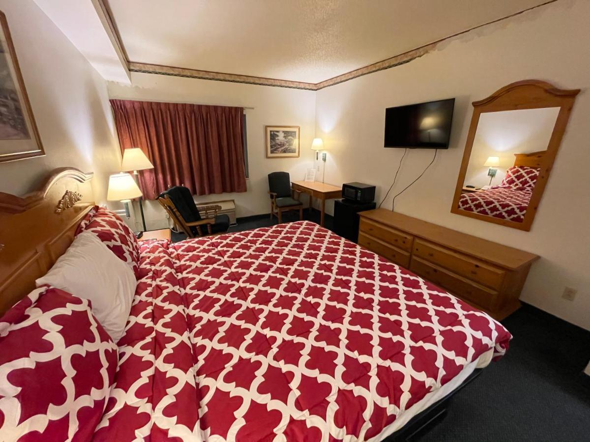 Hunter Lodge Ripley Екстериор снимка